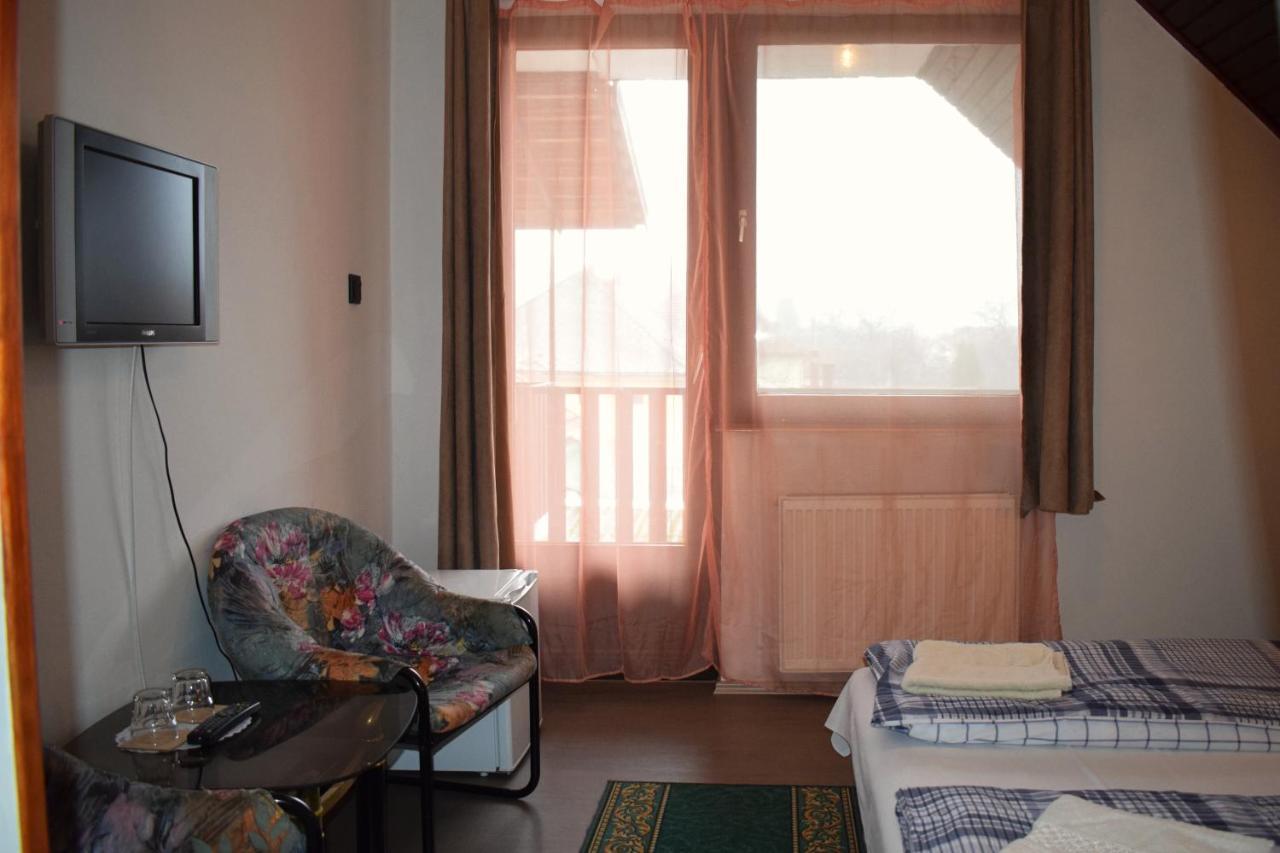 Ket Diofa Vendeghaz Hotell Felsőtárkány Eksteriør bilde
