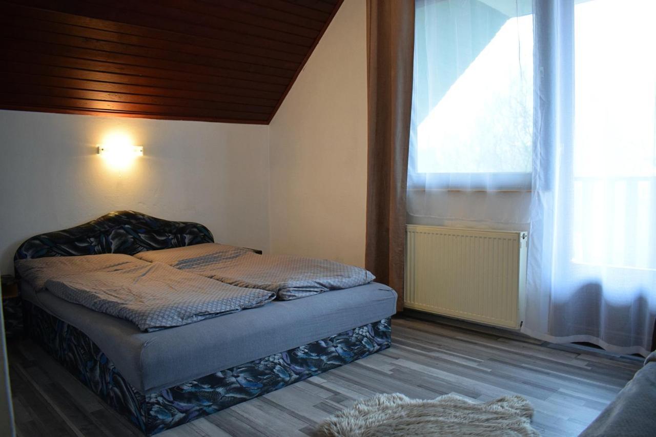 Ket Diofa Vendeghaz Hotell Felsőtárkány Eksteriør bilde